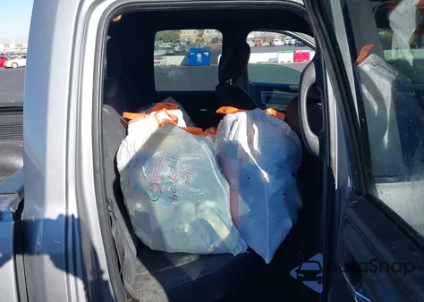 2021 Ram 1500 Classic Slt z USA, uszkodzony, nr VIN 1C6RR6GT6MS534556